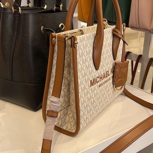 Michael Kors Mirella Small Shopper Top Zip Crossbody Bag Vanilla Logo MK - Picture 4 of 16